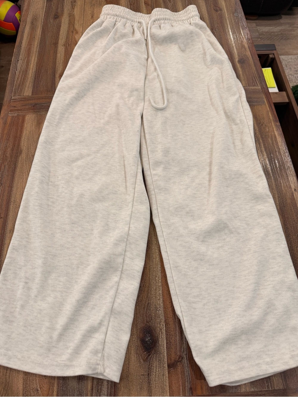 Cream/gray Wide-Leg Sweatpants - Comfortable Everyday Bottoms